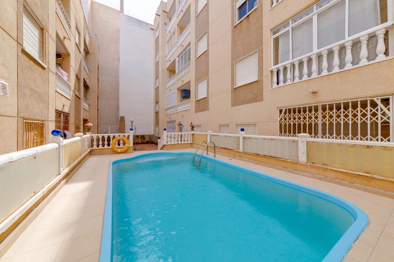 Ferienwohnung Casa Godisa Torrevieja Exterior foto