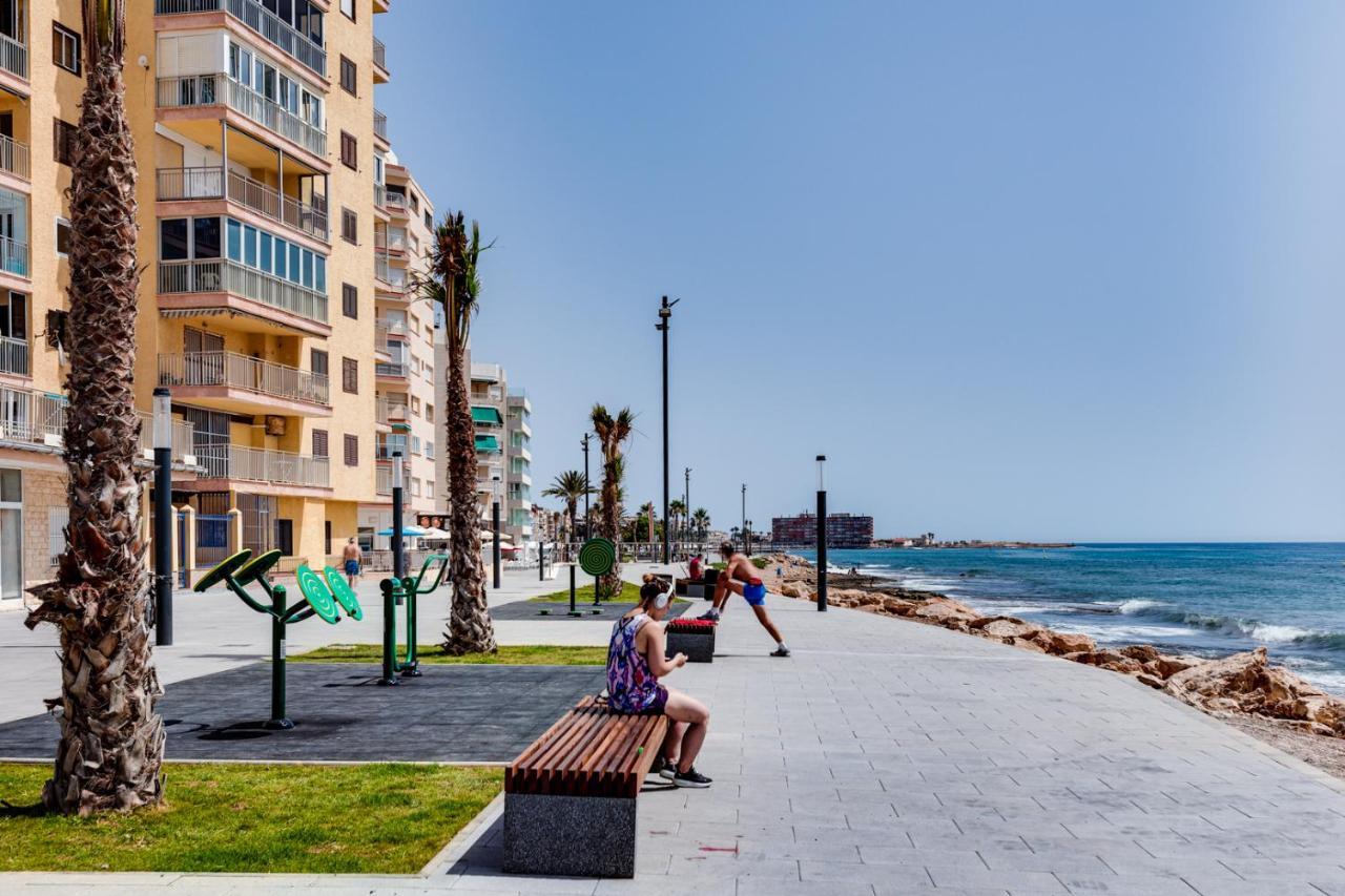 Ferienwohnung Casa Godisa Torrevieja Exterior foto